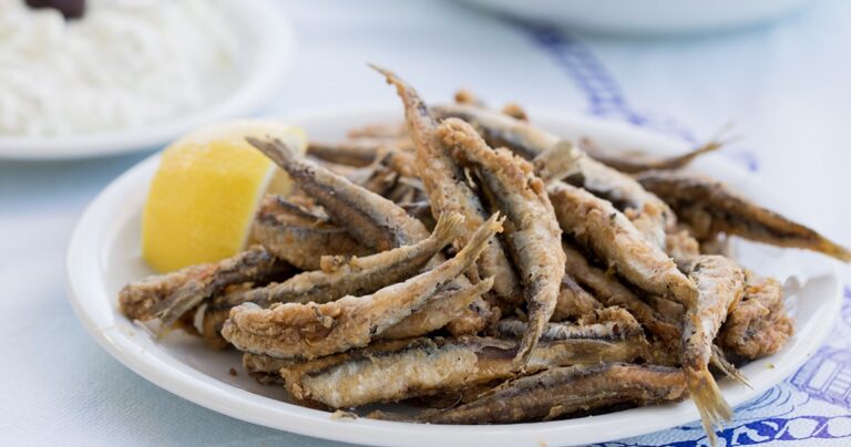 A Complete Guide to Greek Seafood Dishes - Gastronomy Tours psarakitiganitomaridagavros 768x404 1 - Gastronomy Tours